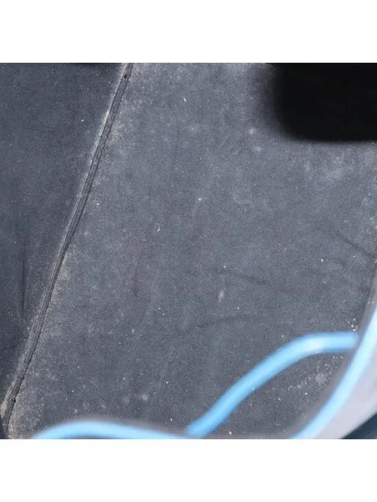 Authentic LOUIS VUITTON Epi Petit Noe Shoulder Bag Blue M44105 LV - Picture 3 of 16